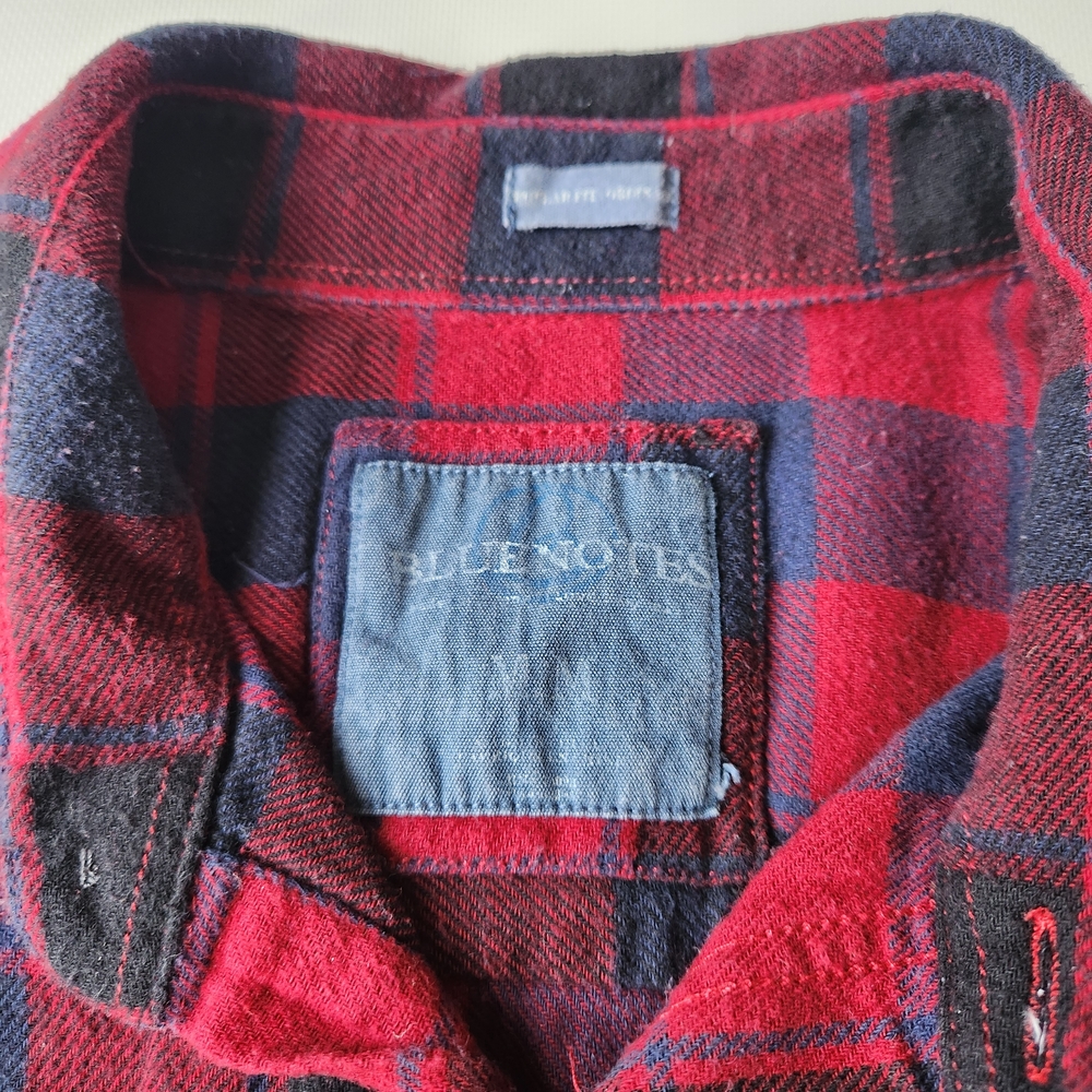 Bluenotes Womens Red/Navy Plaid Flannel Button Down Longsleeve Shirt - Picture 3 of 8